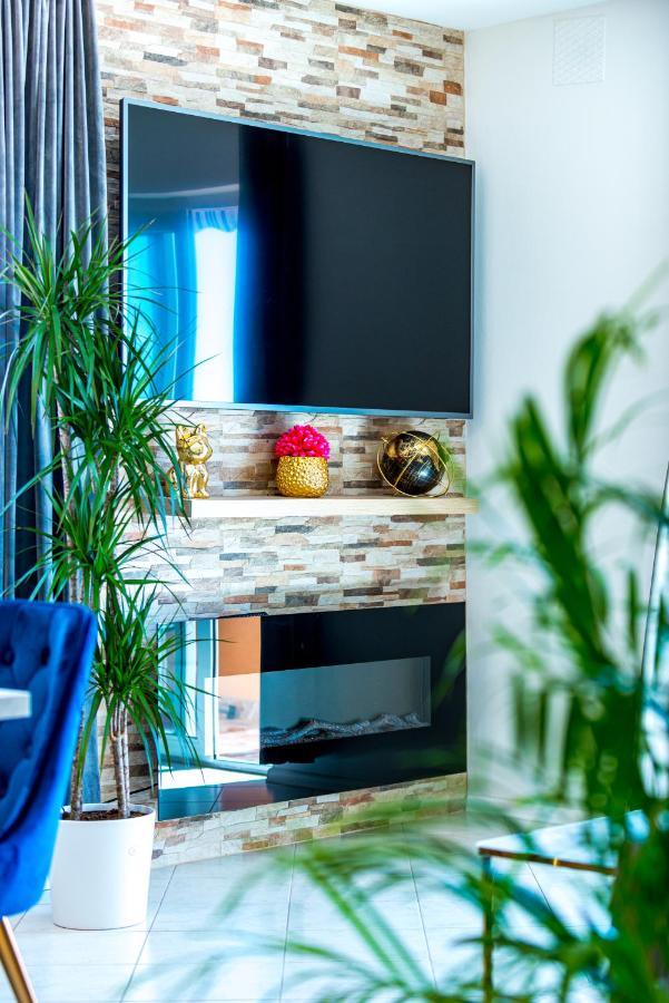 דוברובניק Bluesky Deluxe Apartment Free Parking מראה חיצוני תמונה