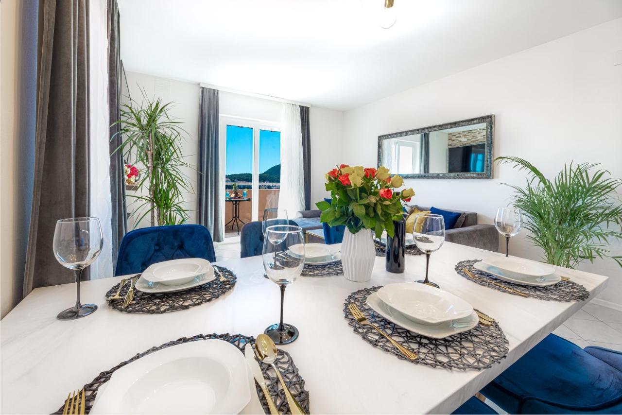 דוברובניק Bluesky Deluxe Apartment Free Parking מראה חיצוני תמונה